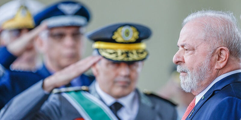 Lula exército