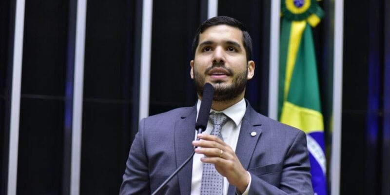 a polícia federal (pf) concluiu que o deputado andré fernandes (pl ce)