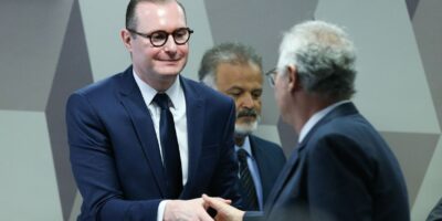 ccj do senado aprova indicacao de cristiano zanin para vaga no stf
