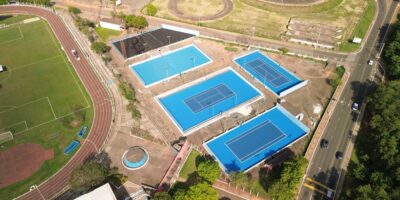 revitalização das quadras de tênis do centro cívico avança em várias frentes
