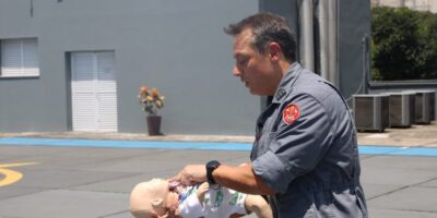 corpo de bombeiros salvaram em media 2 bebes engasgados por dia em 2023 1024x682
