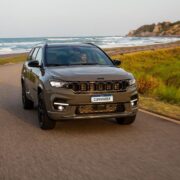 jeep® commander ultrapassa 50 mil unidades vendidas com liderança entre suvs de sete lugares no país