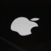 apple 1835211 1280