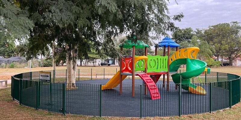 53837342930 48eb077afa c