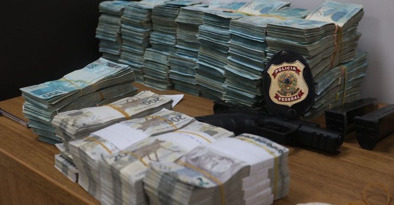 74b63704 3430 4927 8277 fdb37951386d