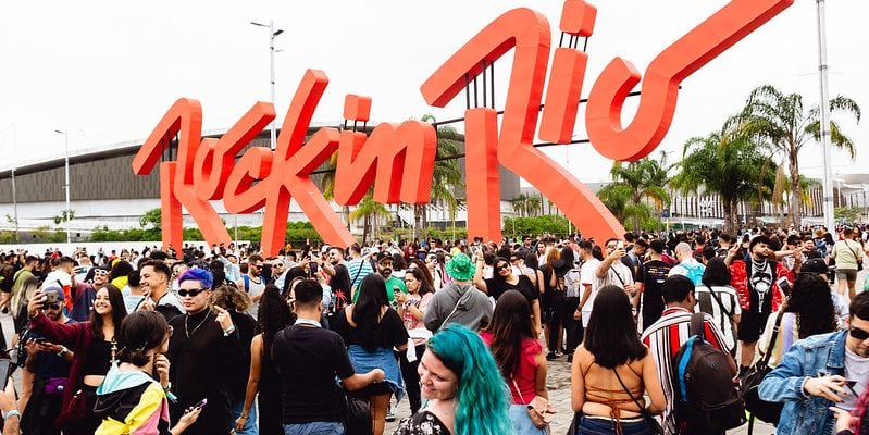 53027044892 c71a1f6f61 c