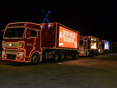 caravana de natal femsa 2024.foto allure