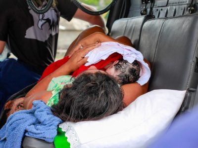 bebe nasce helicoptero