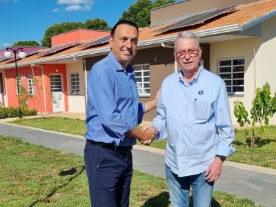 prefeito chico sardelli entrega residencial vida longa para idosos