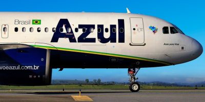 azul aviao