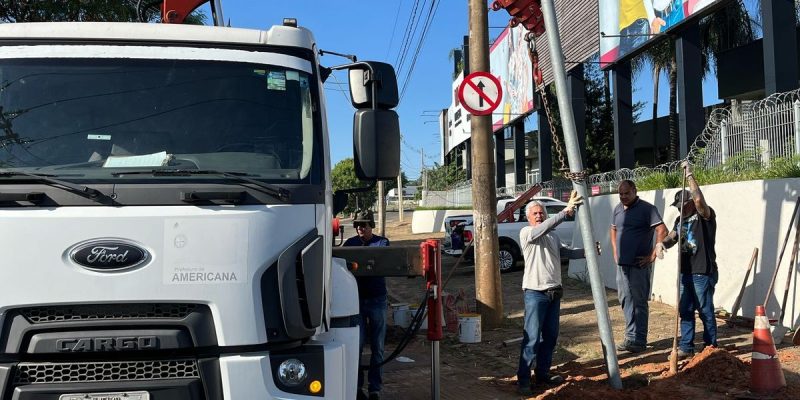 54451682445 40b526decd o