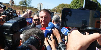 brasília (df), 18/07 /2025 bolsonaro fala a imprensa após colocar tornozeleira na secretaria de administração penitenciária do distrito federal. foto antônio cruz / agência brasil