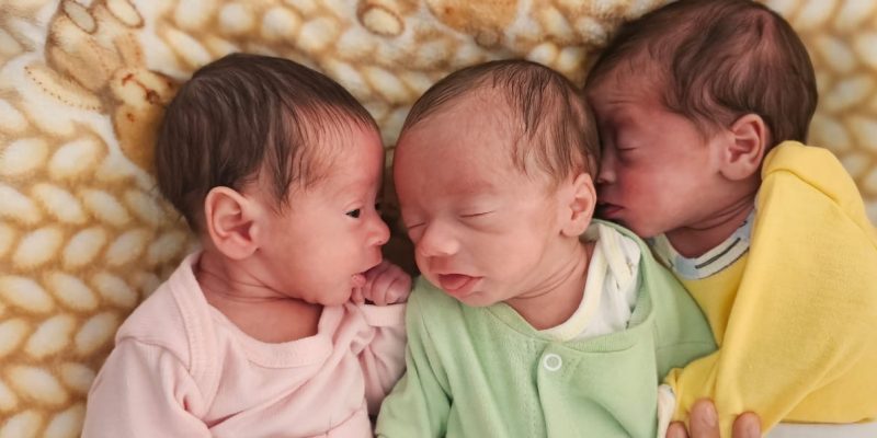 trigêmeos ester, samuel e heloá (3)