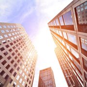 escritorio edificio vista de cima por sol