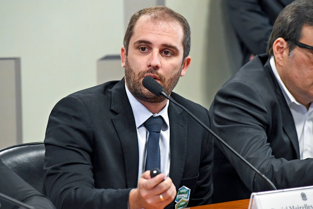 daniel meirelles fernandes pereira