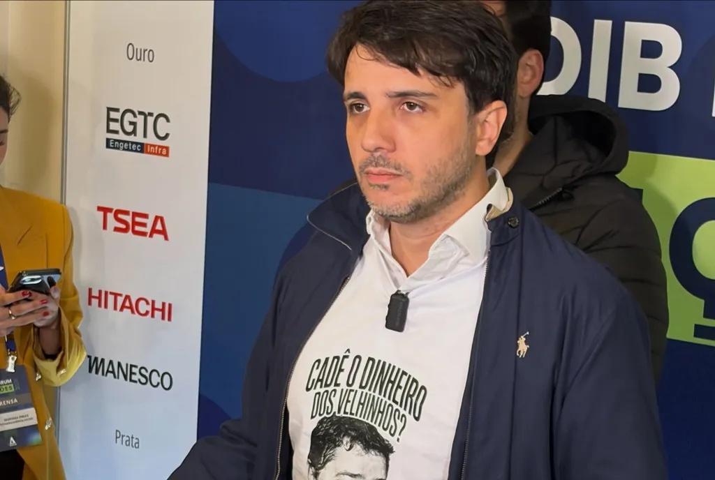 tse suspende campanha de renan santos À presidÊncia